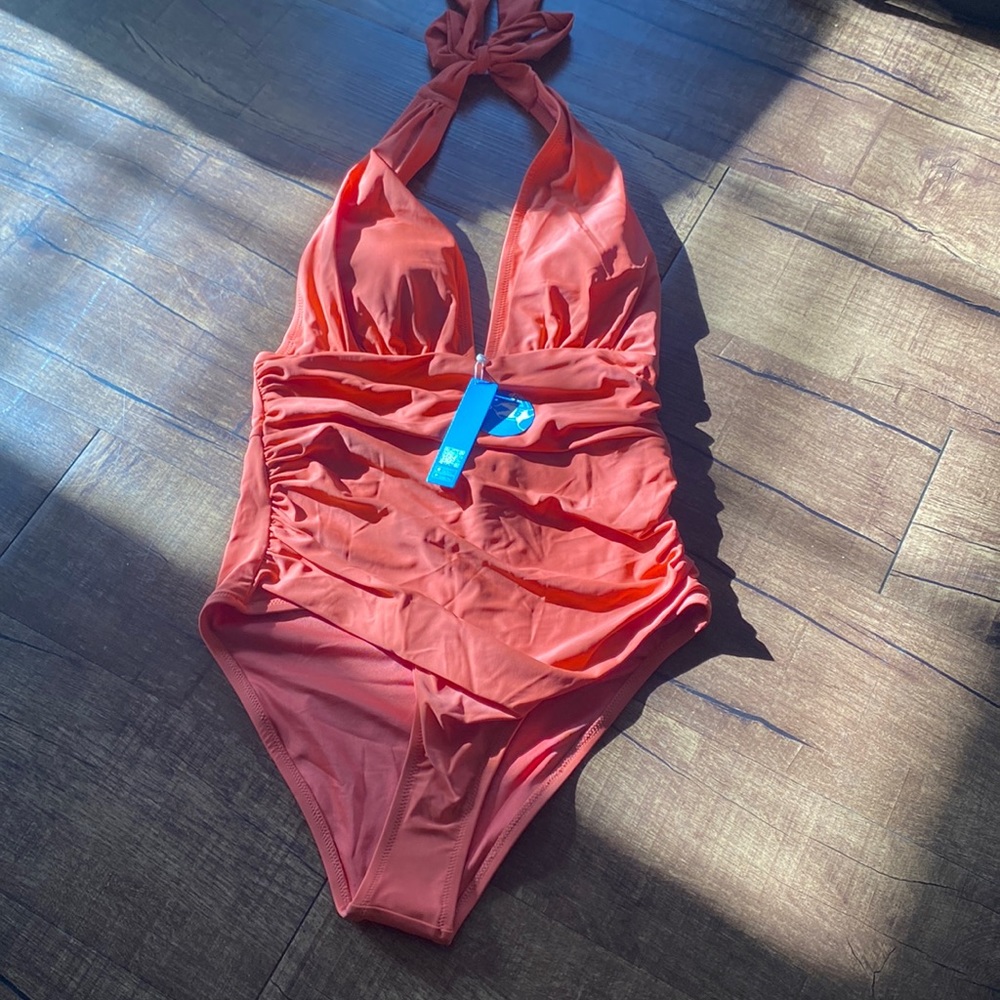 Cupshe Whitney Ruched Halter One Piece Swimsuit